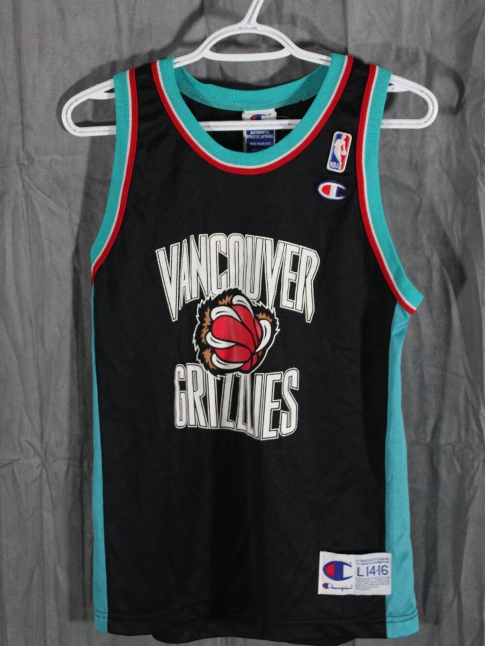 Vancouver Grizzlies Jersey (vTG) - Bear Paw Logo by Champion - Youth Large